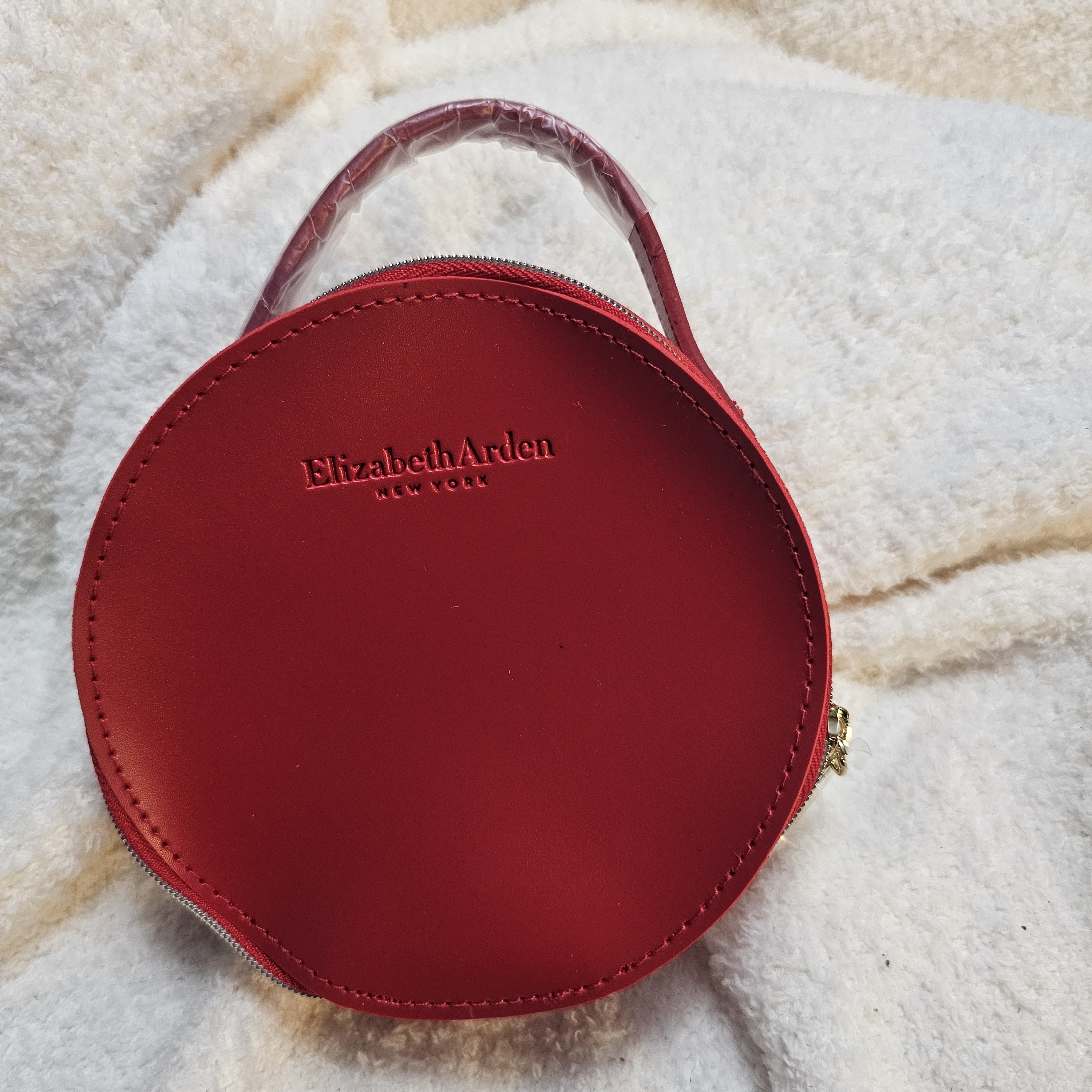 Elizabeth Arden Red Round Womens Bag